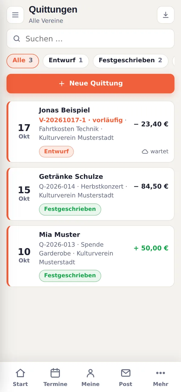 Quittungen mit einem Entwurf ohne Netz und festgeschriebenen Belegen